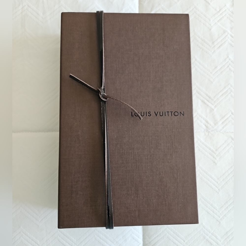 Louis Vuitton Brown Gift Box
